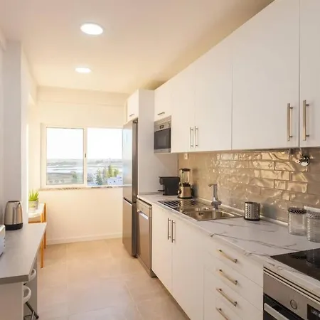 Sunset Entre A Ria E O Teatro Faro