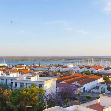 Sunset Entre A Ria E O Teatro شقة