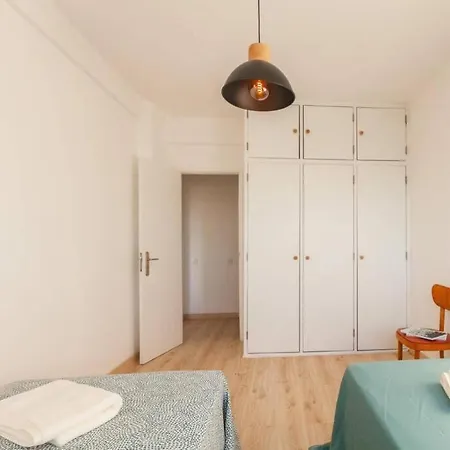 Sunset Entre A Ria E O Teatro Distretto di Faro